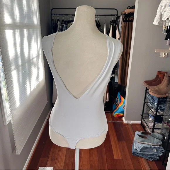 Free People Intimately | Keep It Sleek Plunging Bodysuit | Size M - Picture 6 of 6